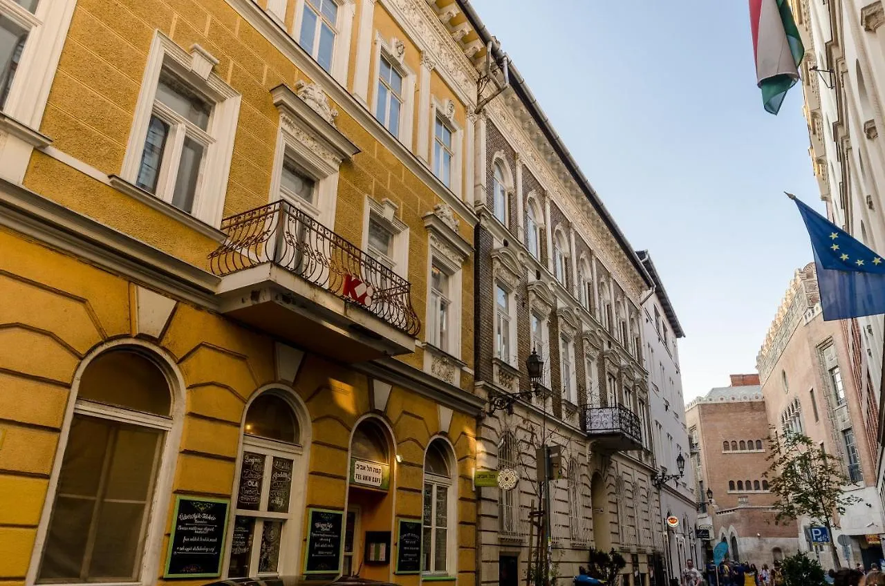Apartment Studio In The Heart Of Party District Ka28 Budapest Hungary