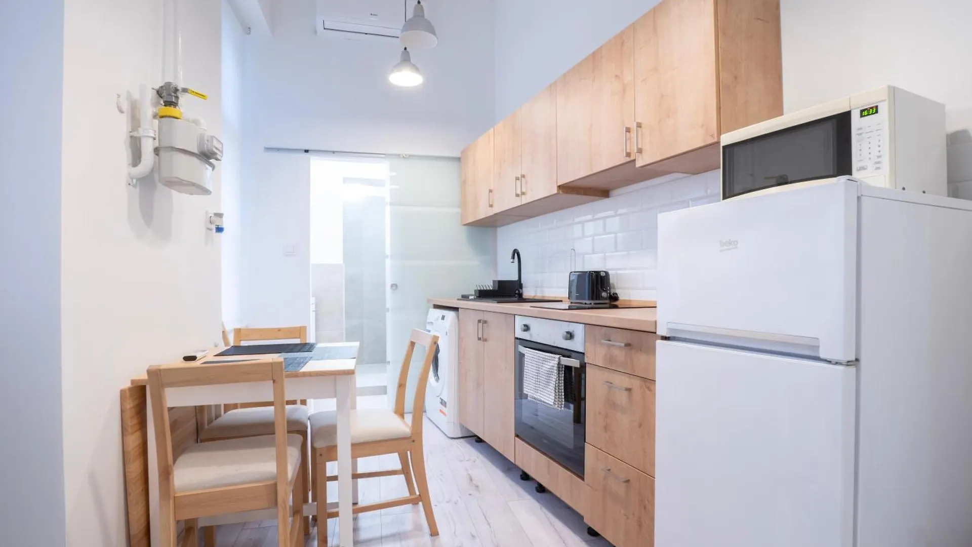Studio In The Heart Of Party District Ka28 Budapest Hungary