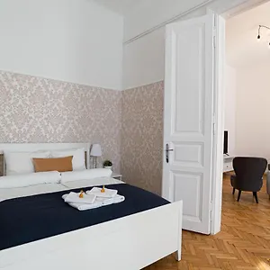 Terrace Vuvu - With Balcony In The Heart Of Apartamento
